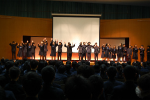 学園祭実行委員全員が舞台上に